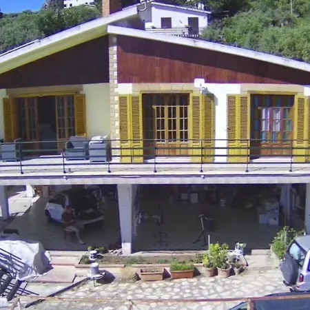 Stunning 2 Bed Self-Catering Apartment Apartment
