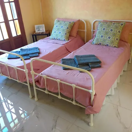 Stunning 2 Bed Self-Catering Apartment Apartment Termini Imerese